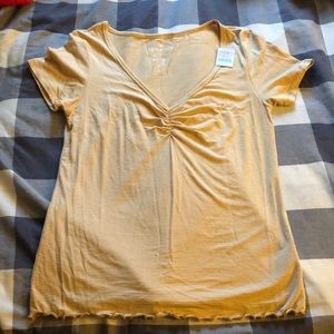American eagle yellow striped soft T-shirt